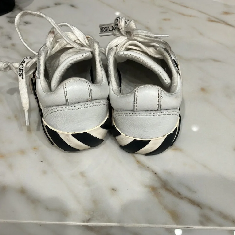 Off white - Picture 5 of 5